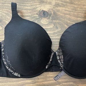 Victoria's Secret Bra, Lined Perfect Coverage Size 40D